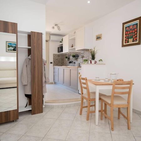 Casa Elia: Locazione Breve Apartment Ното Екстериор снимка